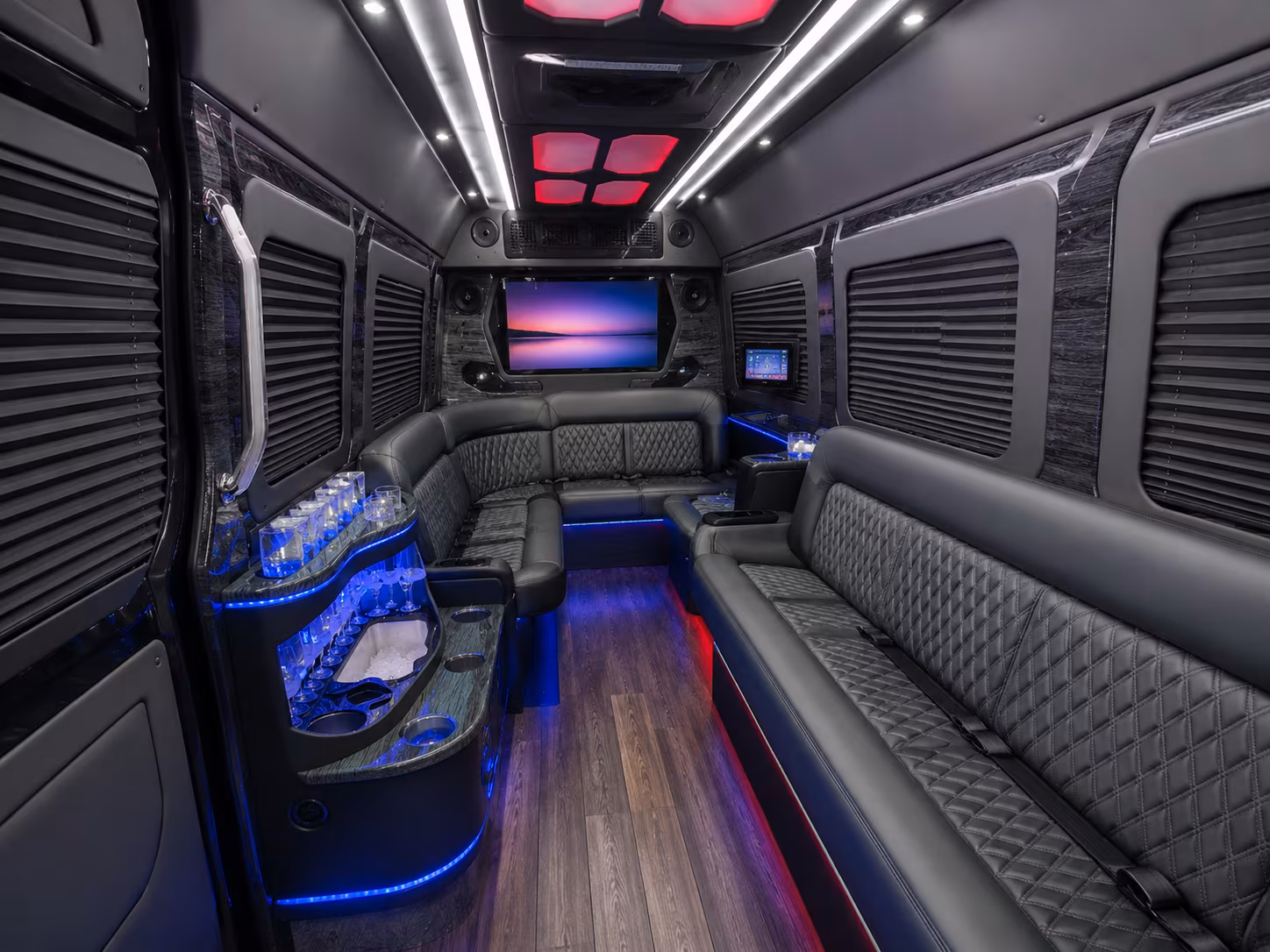 find the perfect transportation for your next airport transfer 2
