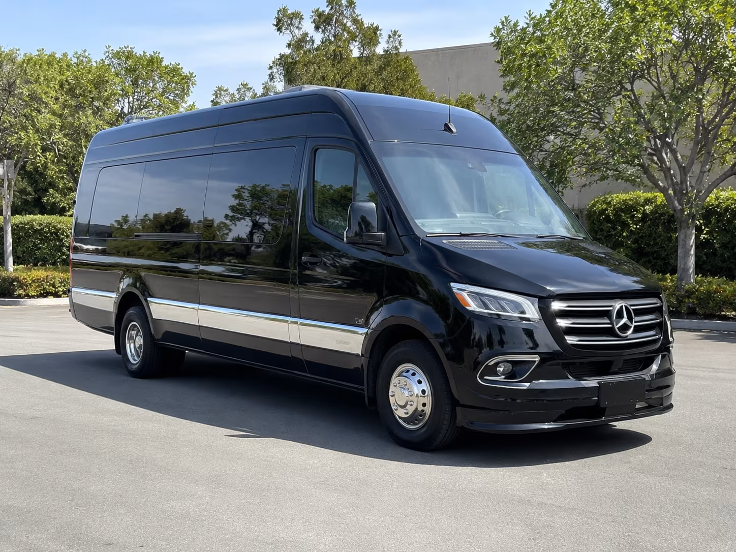 find the perfect transportation for your next corporate event 5